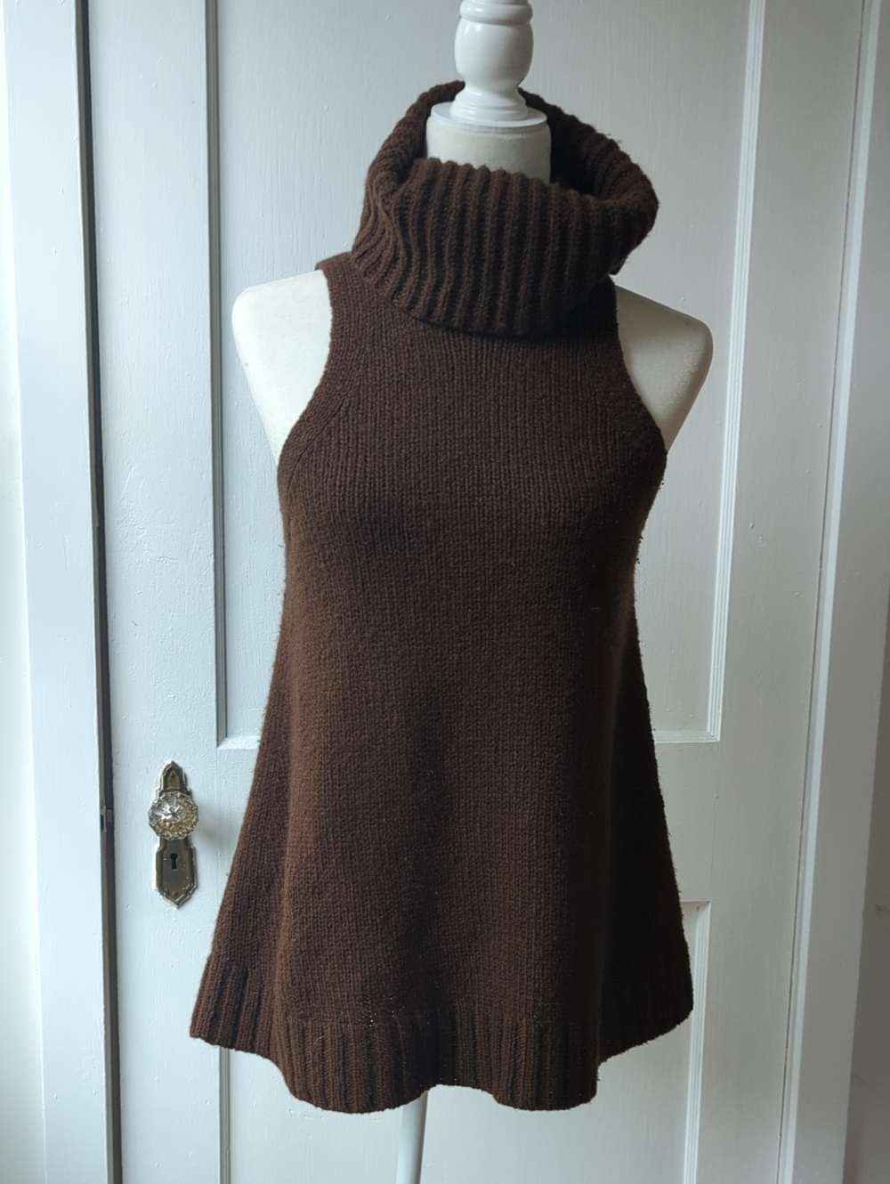 Donna Karan Brown Turtlneck Sleeveless A Line Knit Sweater